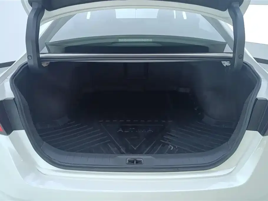 Nissan Teana 2022 из CN, фото 4