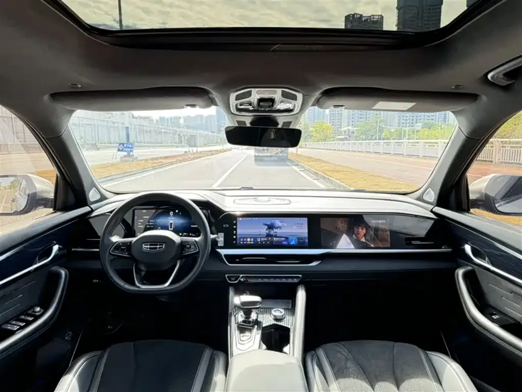 Geely Xingyue L 2024 из CN, фото 4