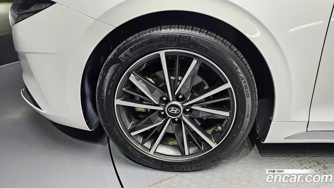Hyundai Grandeur 2021 из KR, фото 5
