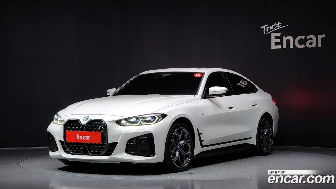 BMW i4 2023 из KR, фото 1