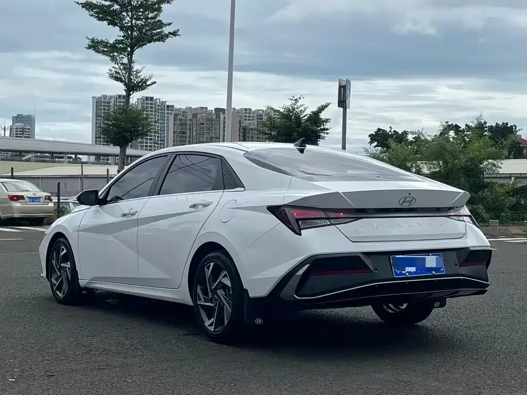 Hyundai Elantra 2024 из CN, фото 6