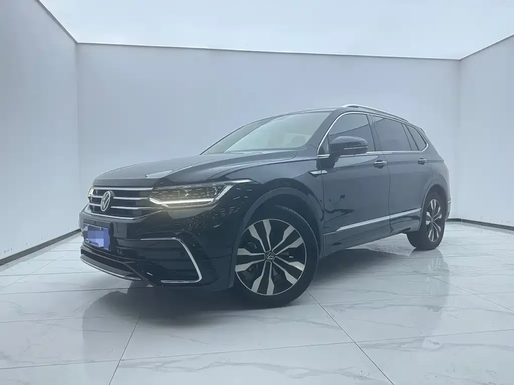 Volkswagen Tiguan L 2022 из CN, фото 1