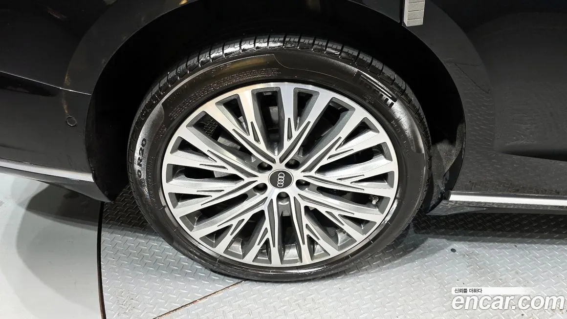Audi A8 2021 из KR, фото 5