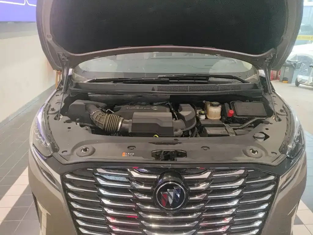 Buick GL8 2024 из CN, фото 4