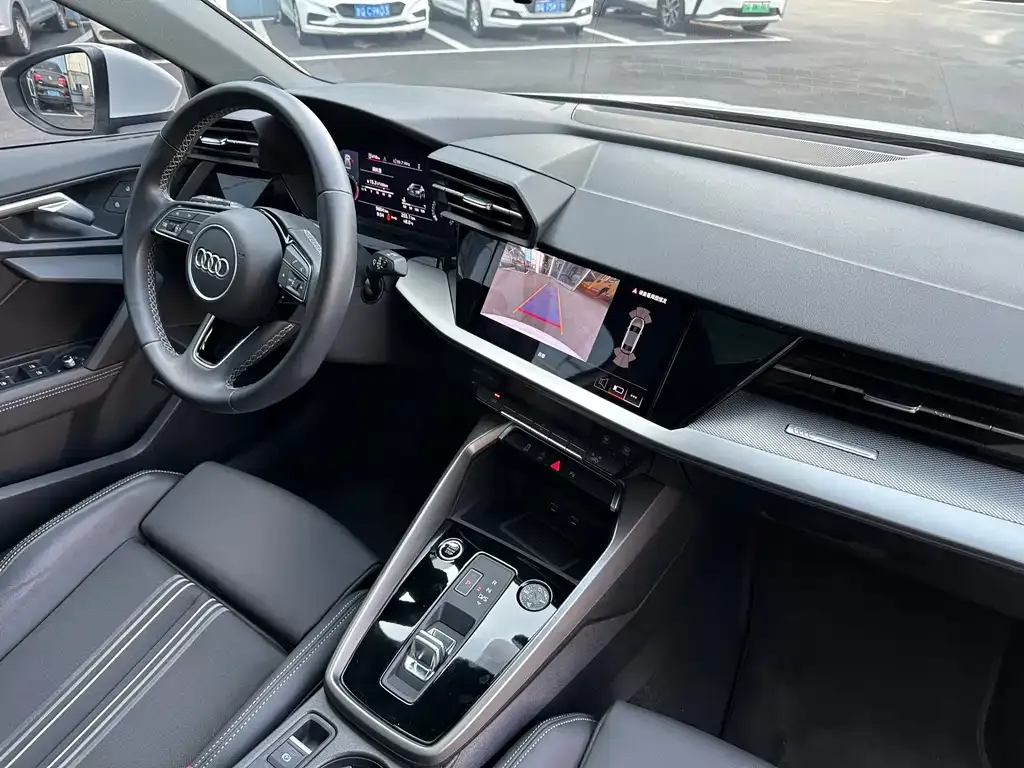 Audi A3 2023 из CN, фото 10