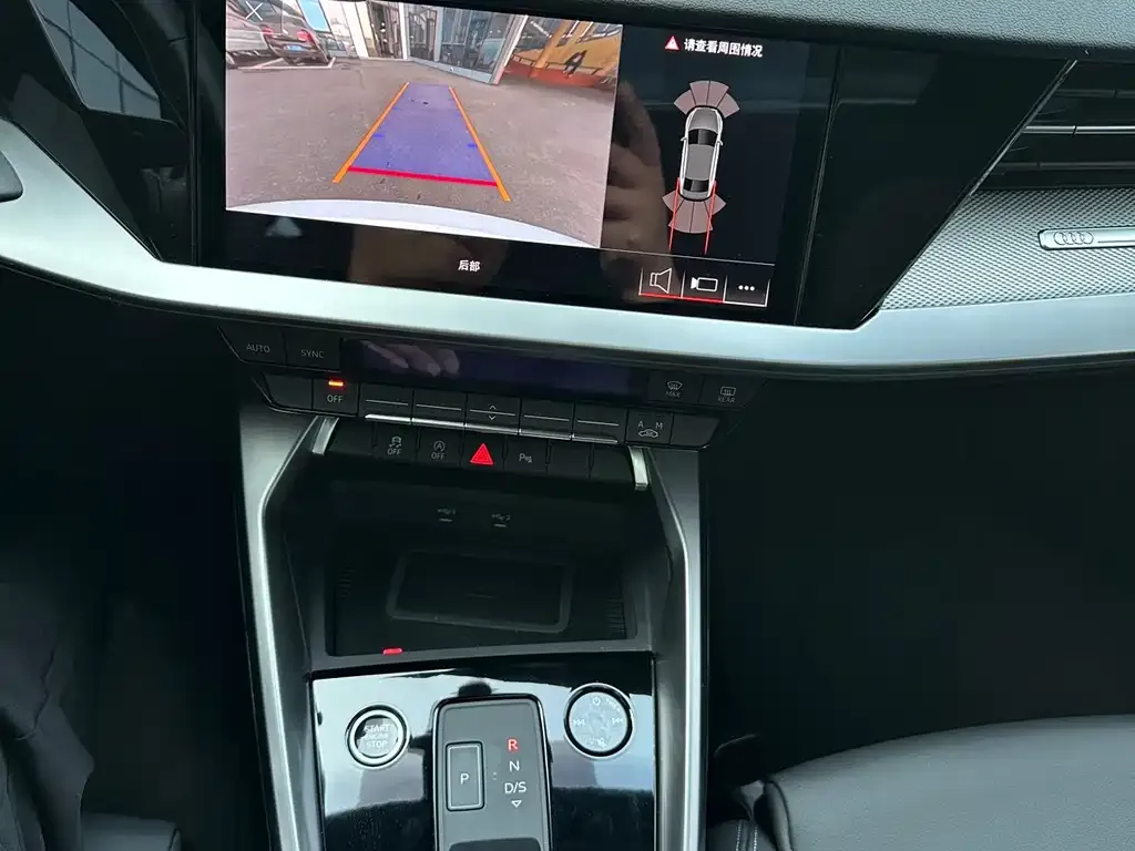 Audi A3 2023 из CN, фото 6