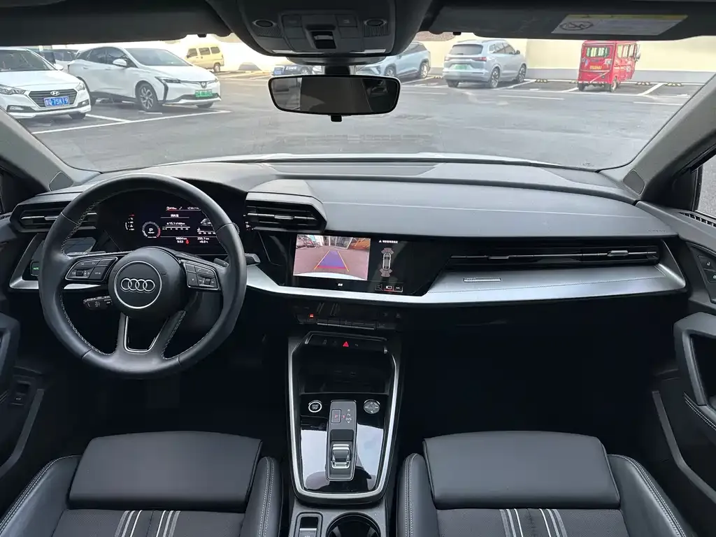 Audi A3 2023 из CN, фото 7