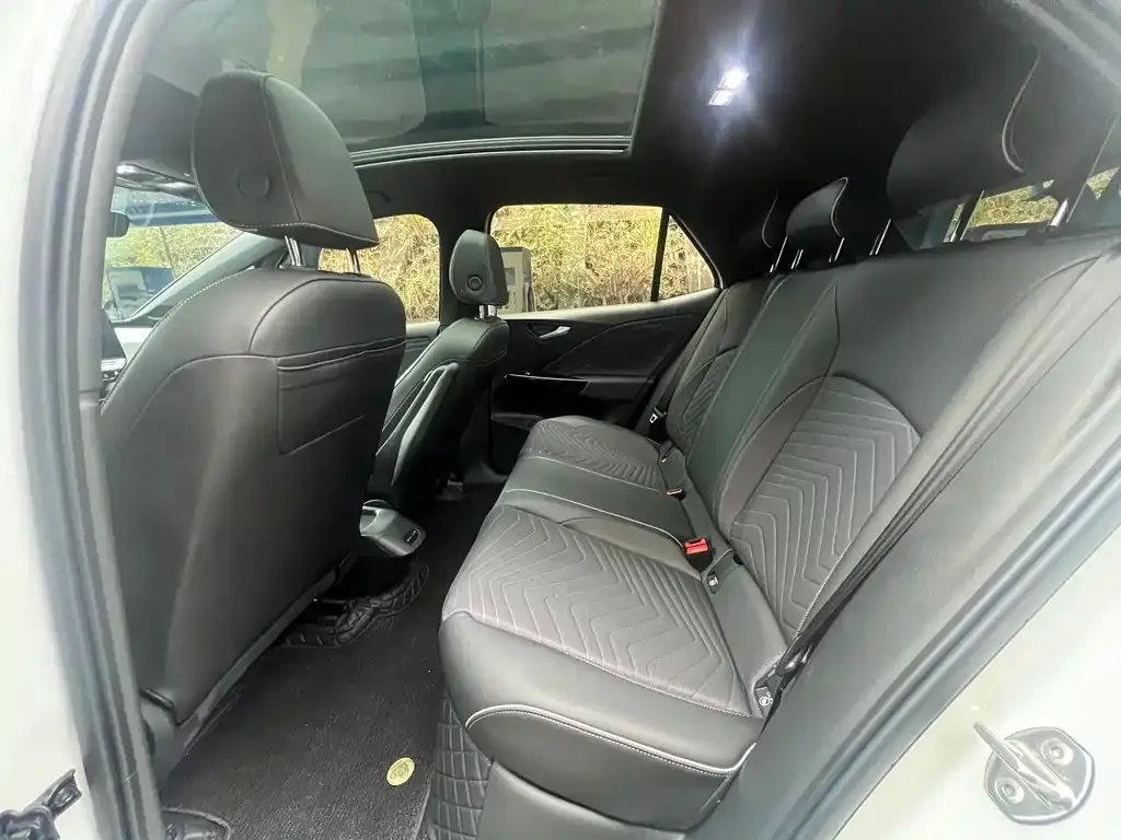 Volkswagen ID.3 2024 из CN, фото 8