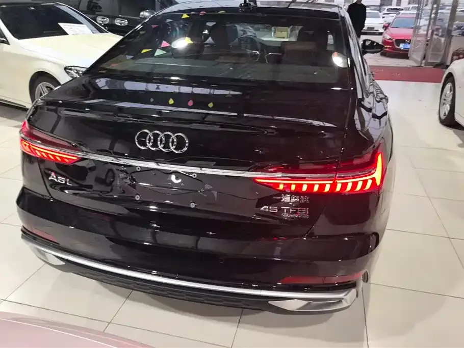 Audi A6L 2025 из CN, фото 4