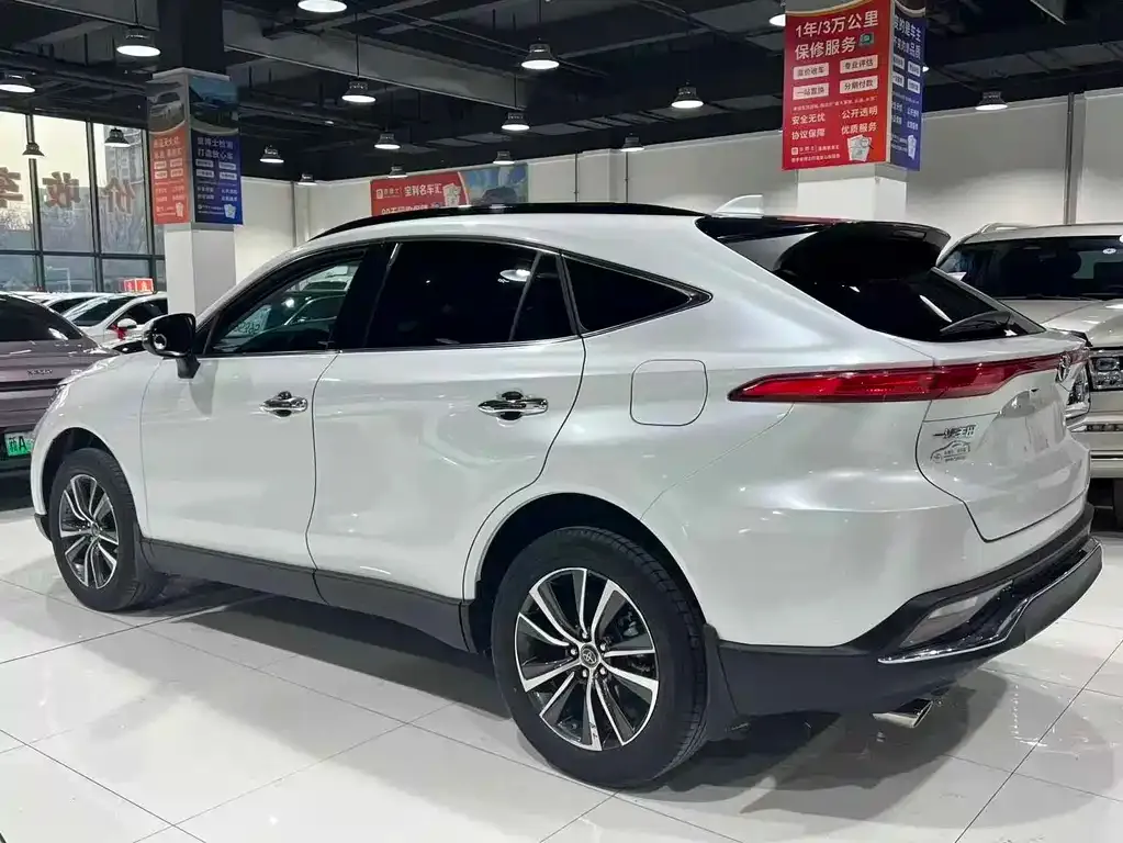 Toyota Harrier 2021 из CN, фото 7