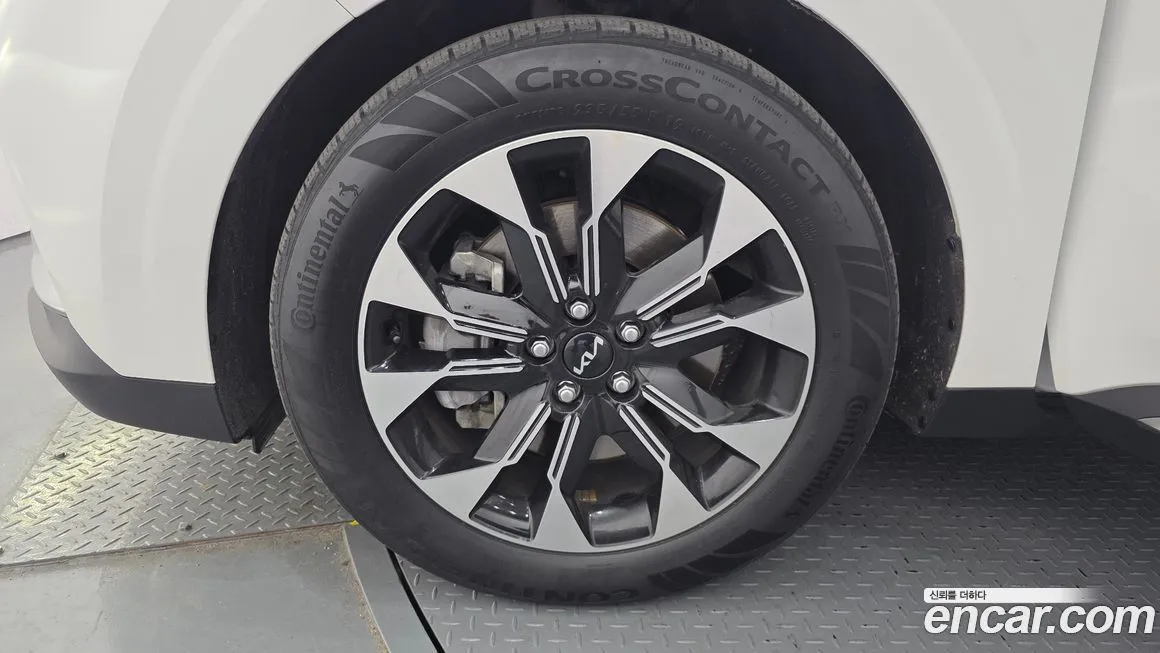 Kia Carnival 2023 из KR, фото 5