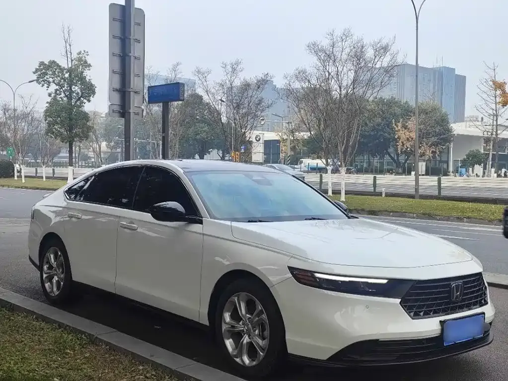 Honda Accord 2023 из CN, фото 3