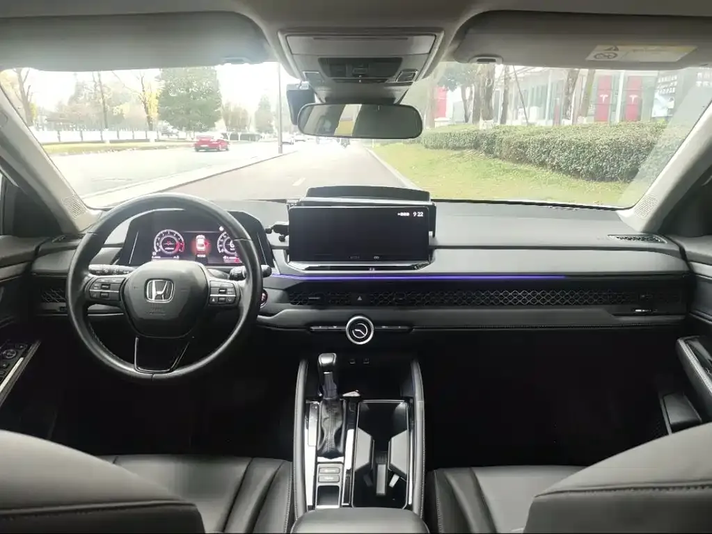 Honda Accord 2023 из CN, фото 5