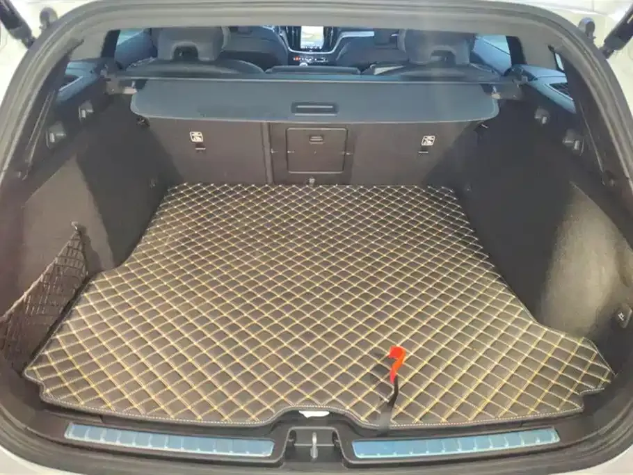 Volvo V60 2025 из CN, фото 4