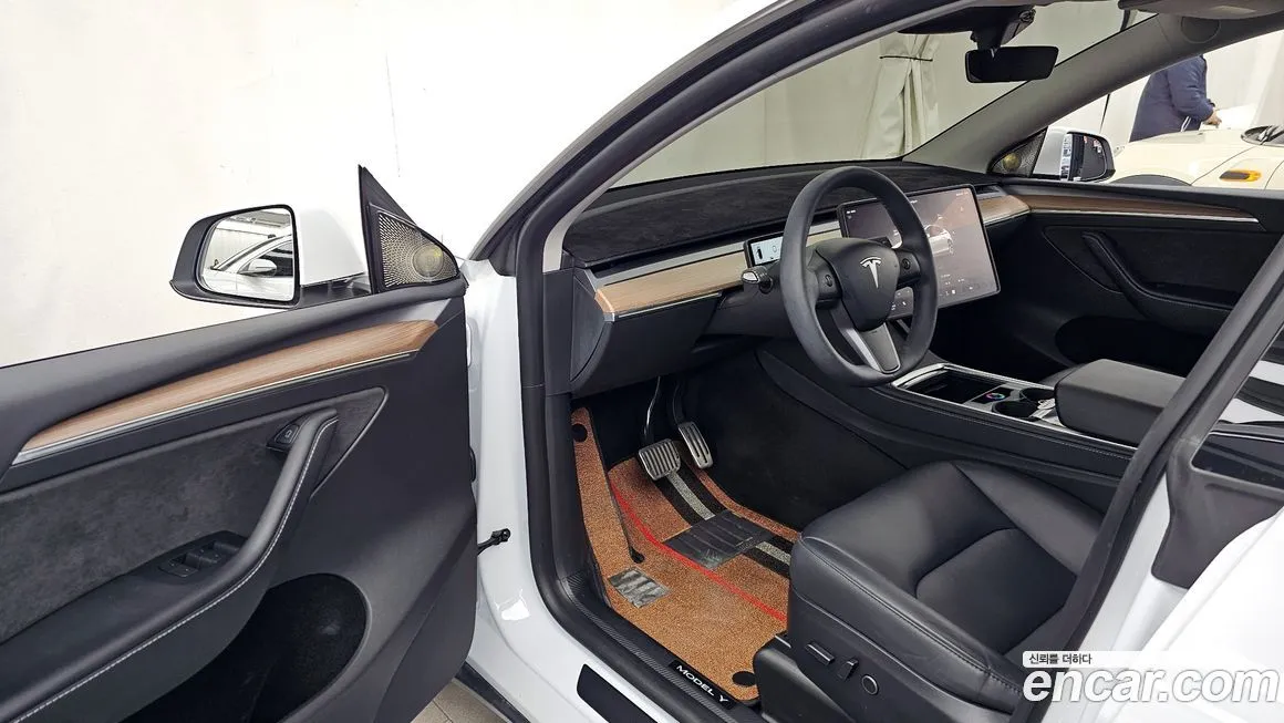 Tesla Model Y 2024 из KR, фото 10