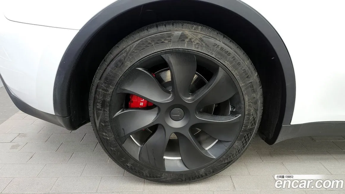 Tesla Model Y 2024 из KR, фото 5