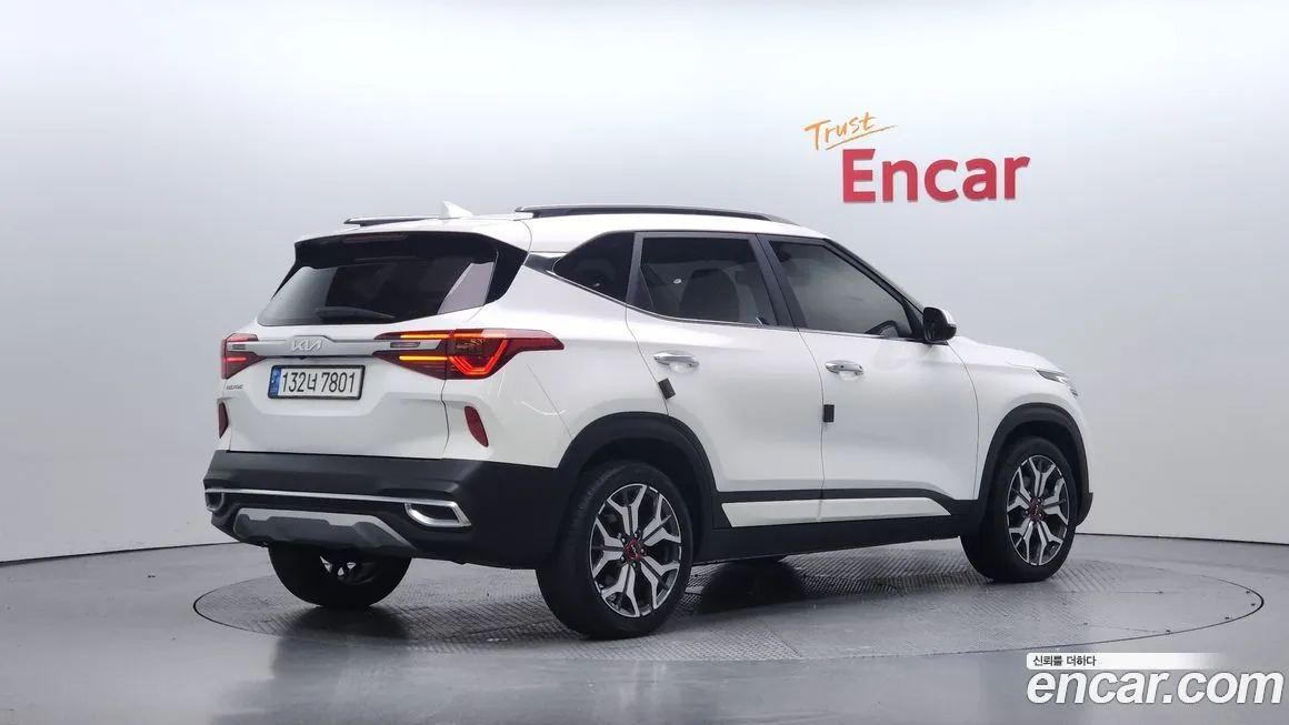 Kia Seltos 2022 из KR, фото 2