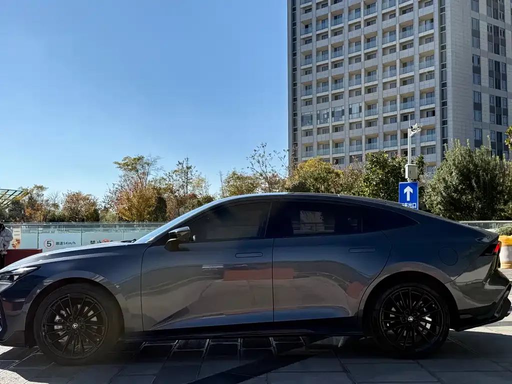 Changan UNI-V 2024 из CN, фото 7