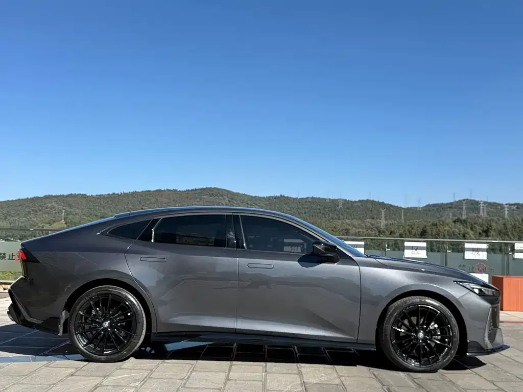 Changan UNI-V 2024 из CN, фото 8