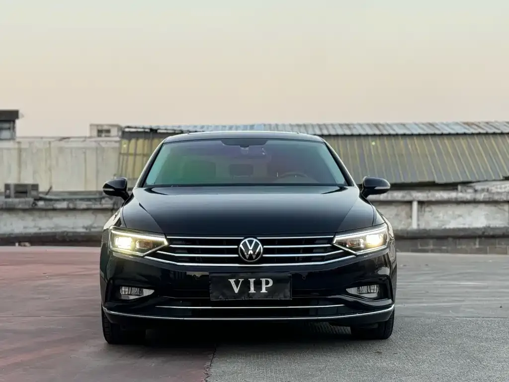 Volkswagen Magotan 2022 из CN, фото 2
