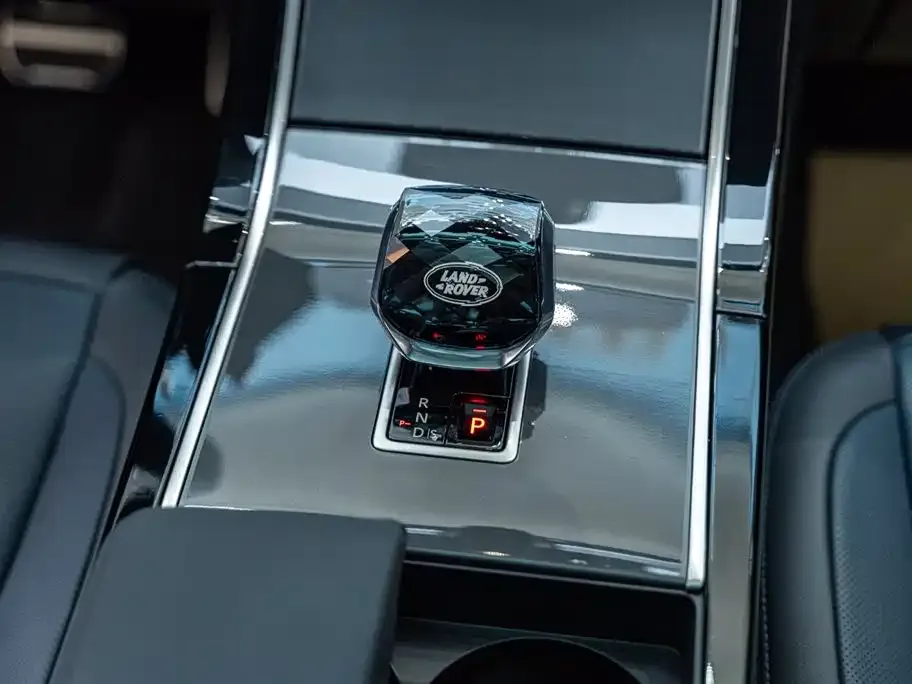 Land Rover Velar 2024 из CN, фото 3