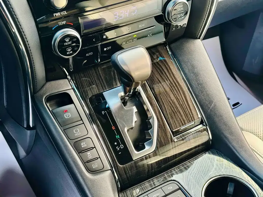 Lexus LM 2022 из CN, фото 9