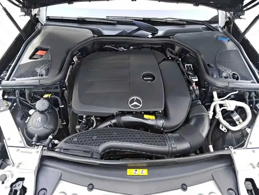 Mercedes-Benz E-Class — фото 10