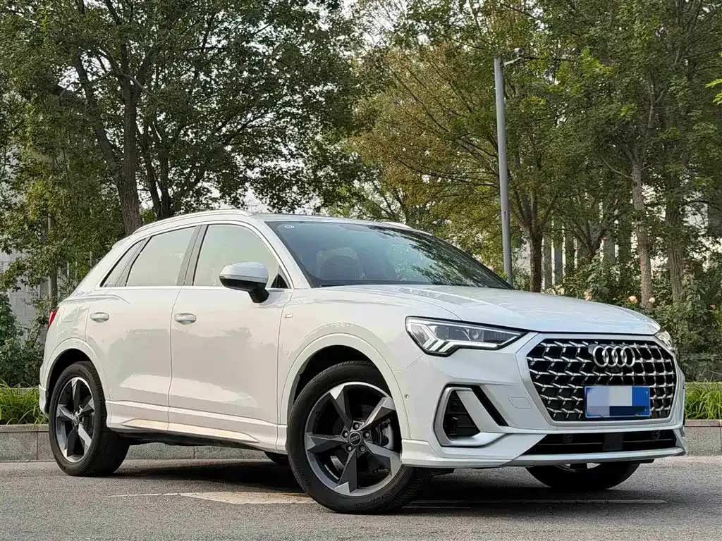 Audi Q3 2024 из CN, фото 3