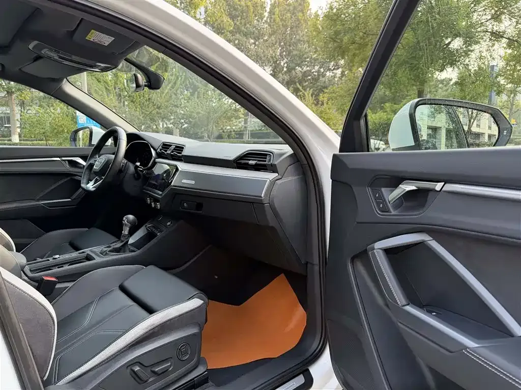 Audi Q3 2024 из CN, фото 8