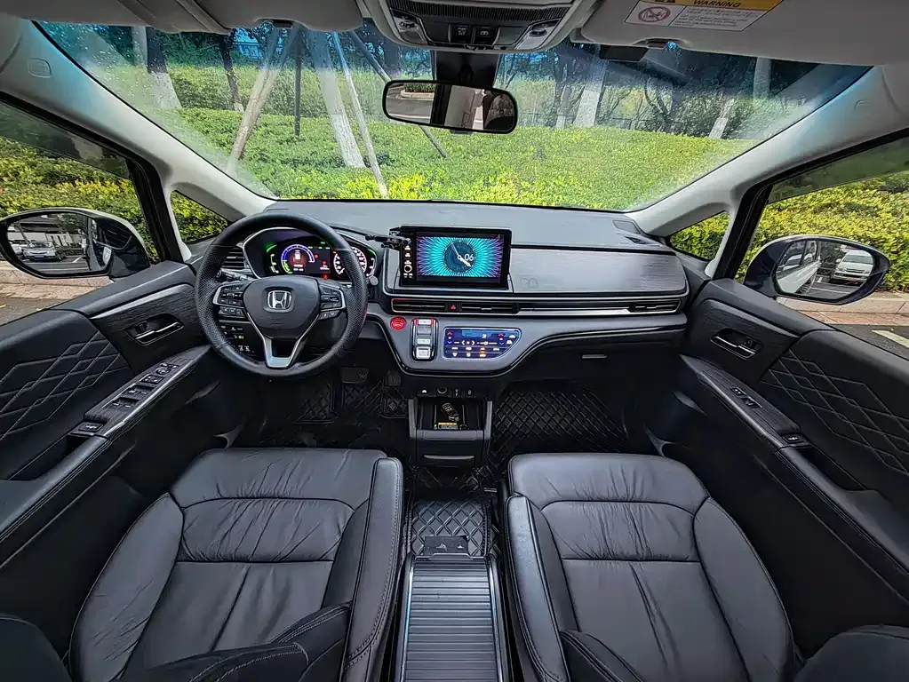 Honda Elysion 2023 из CN, фото 6