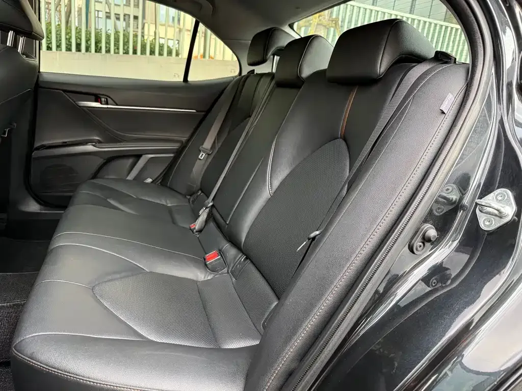 Toyota Camry 2024 из CN, фото 10