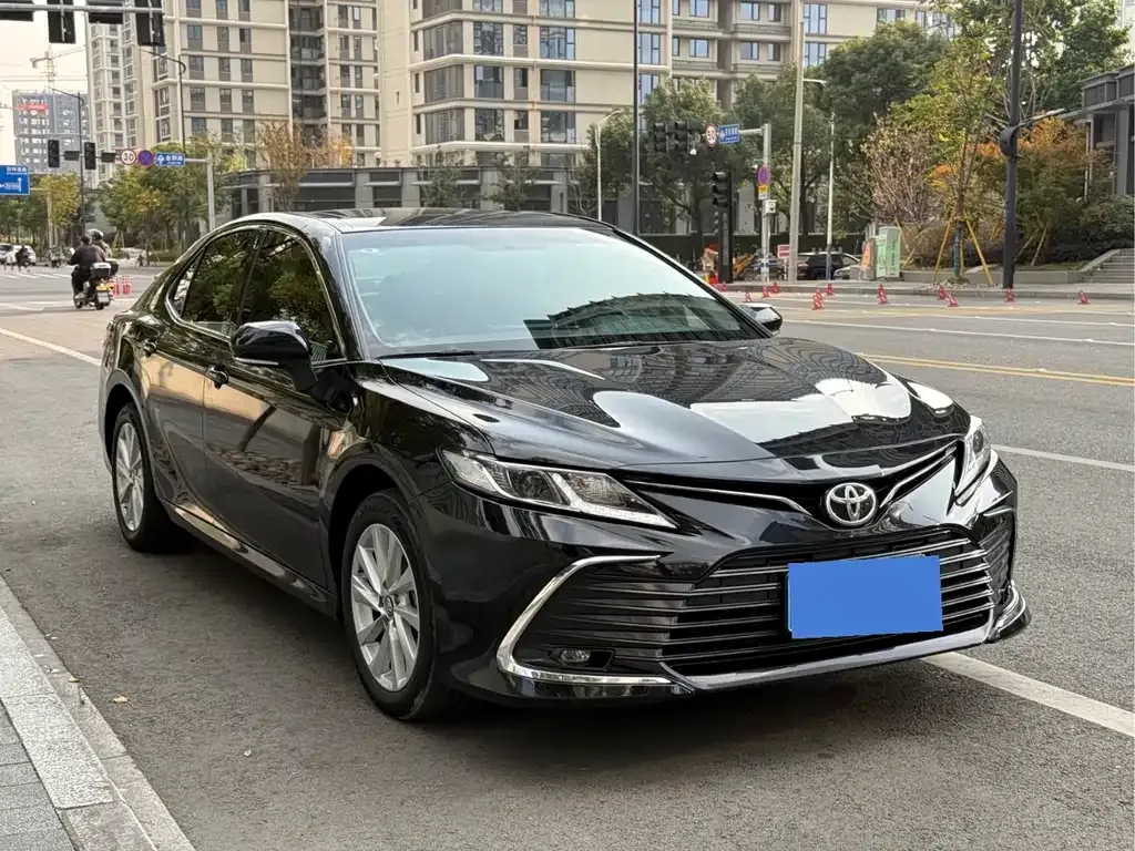 Toyota Camry 2024 из CN, фото 3