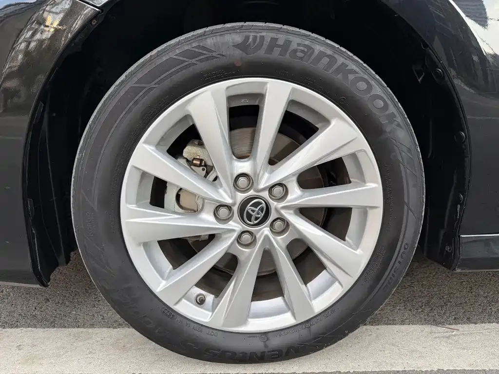 Toyota Camry 2024 из CN, фото 8