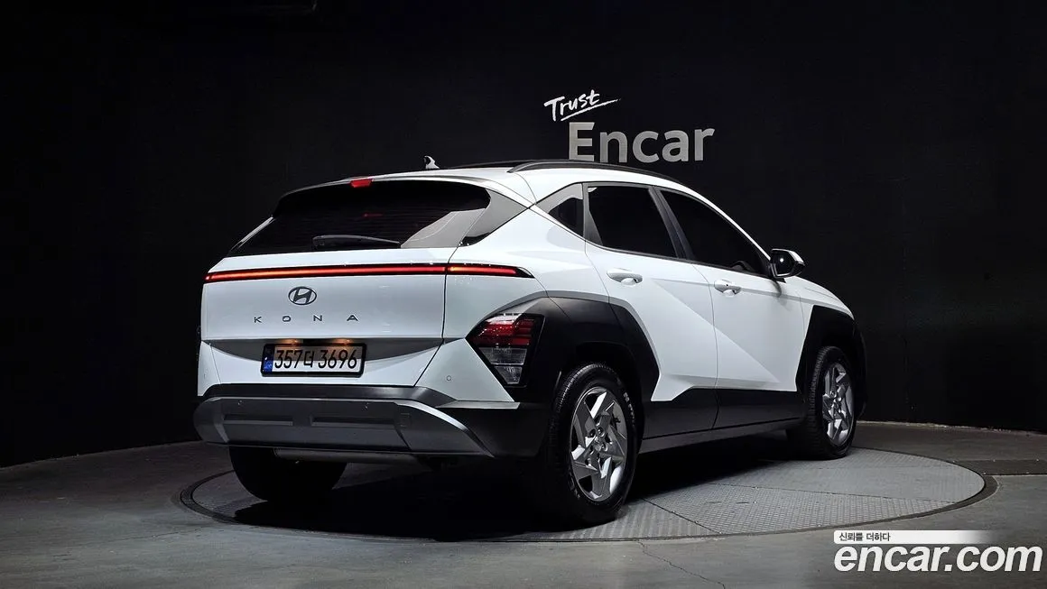 Hyundai Kona — фото 2