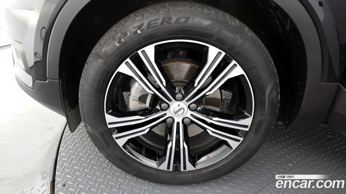 Volvo XC40 2022 из KR, фото 5