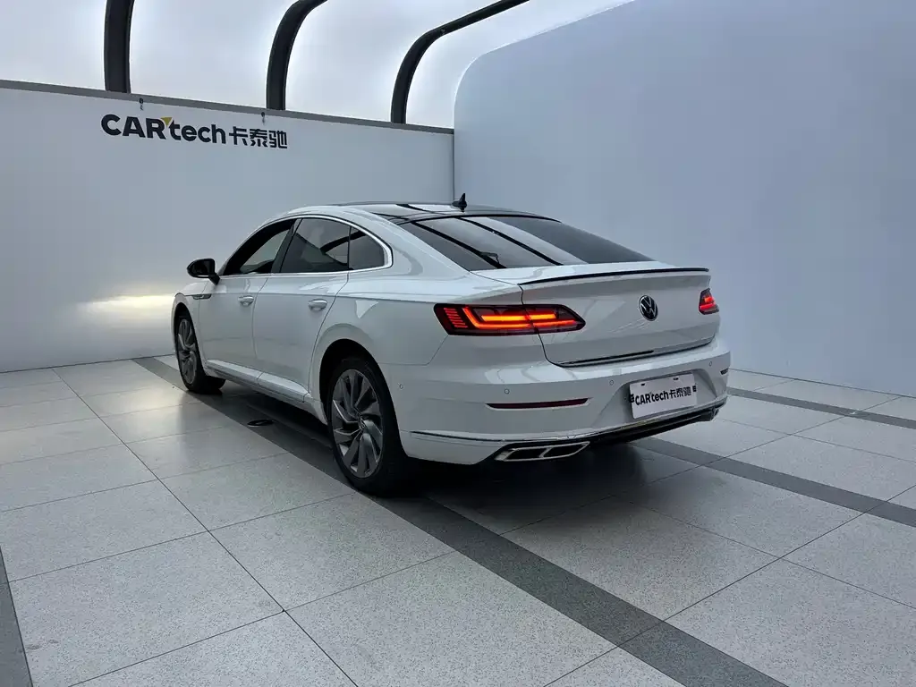 Volkswagen CC 2023 из CN, фото 5