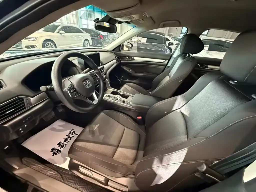 Honda Accord 2022 из CN, фото 7