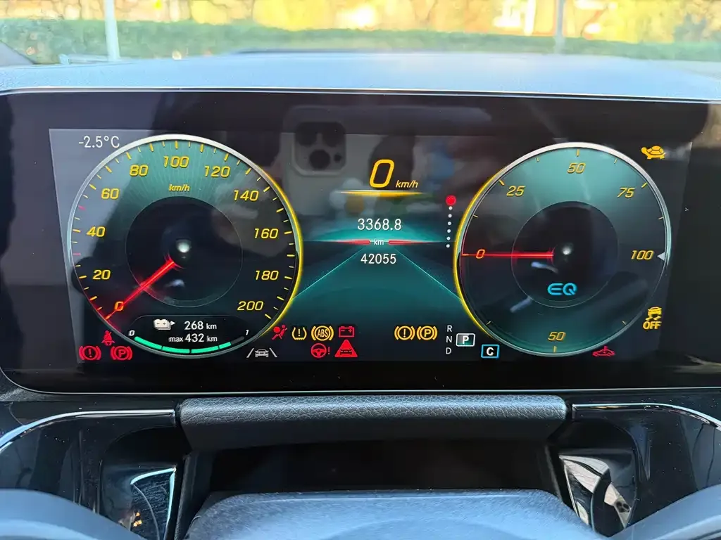 Mercedes-Benz EQA 2022 из CN, фото 9