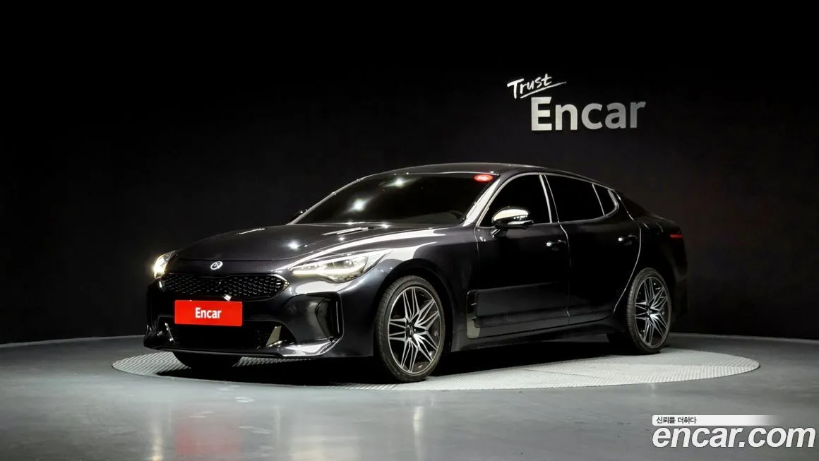 Kia Stinger 2021 из KR, фото 1