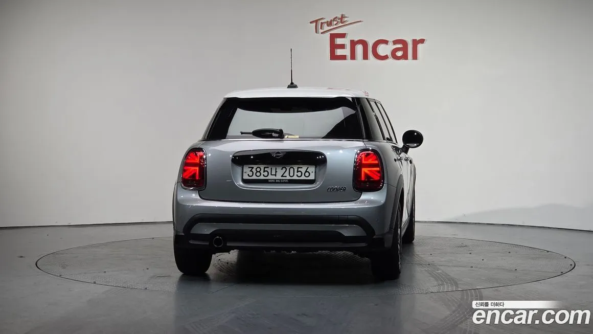 Mini Cooper 2024 из KR, фото 4