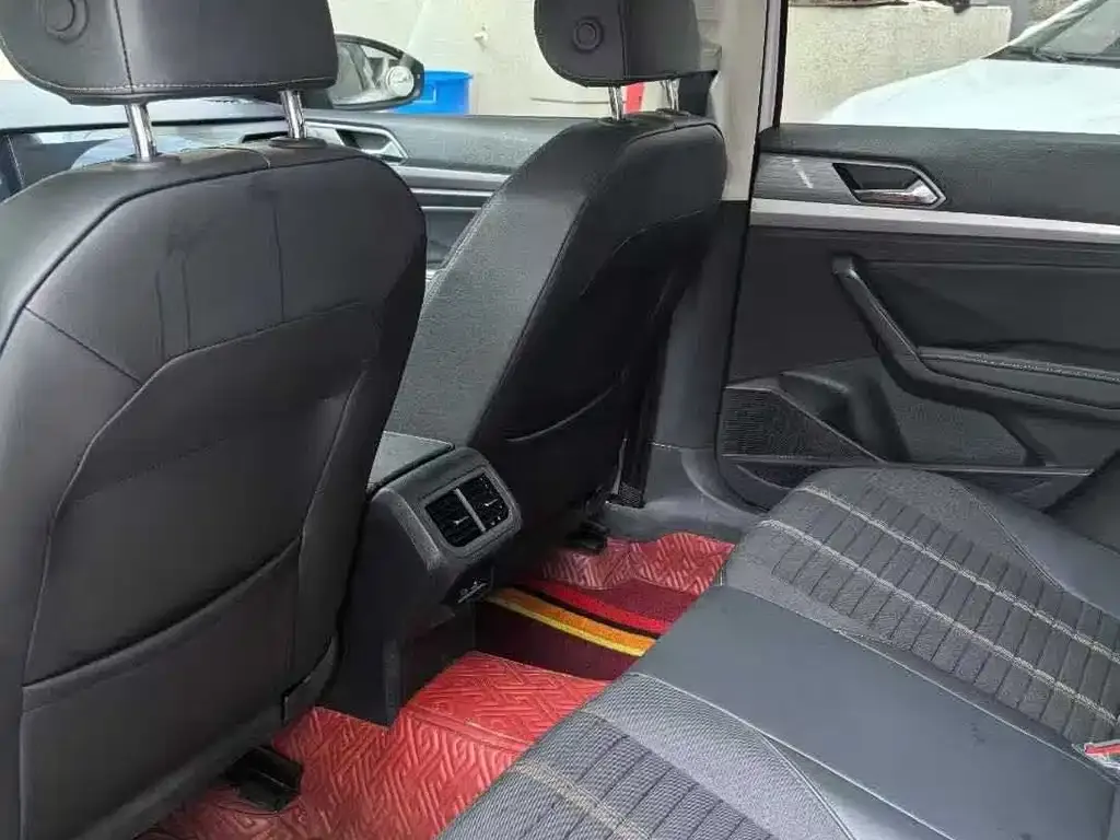 Volkswagen Lavida 2022 из CN, фото 2