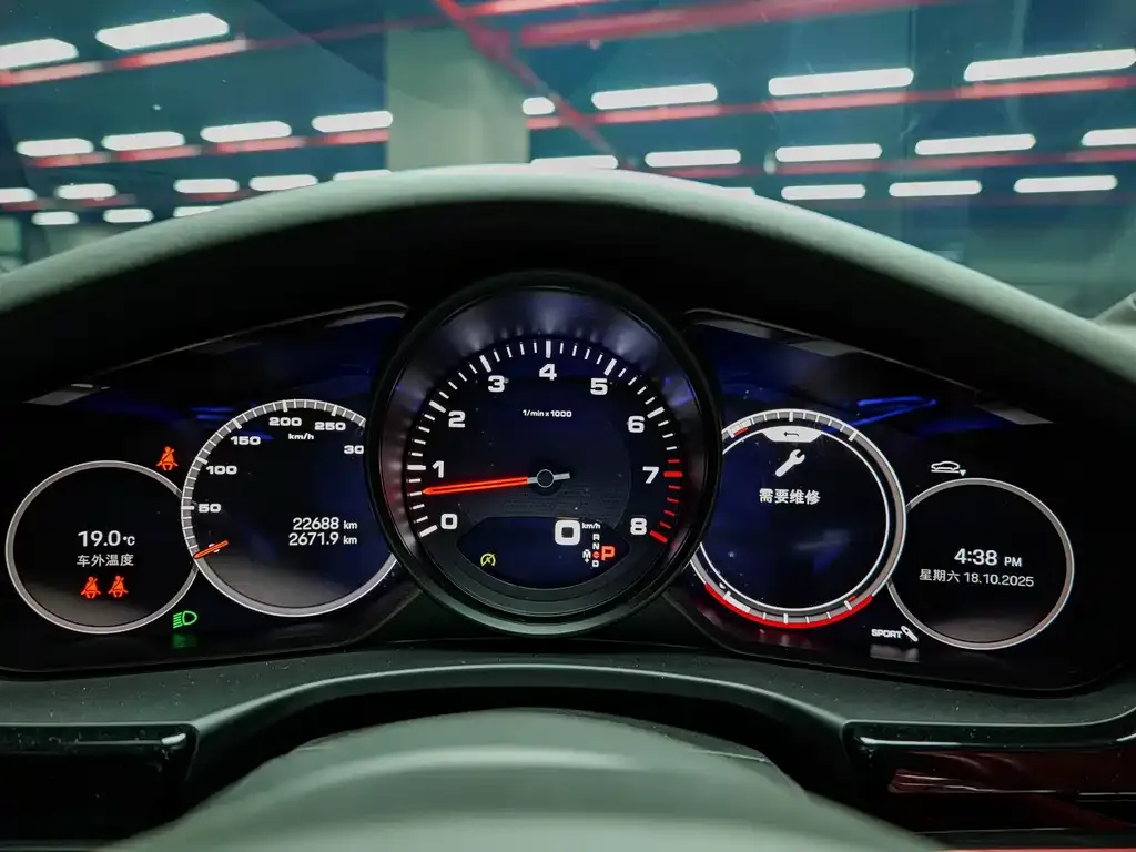 Porsche Panamera 2023 из CN, фото 9