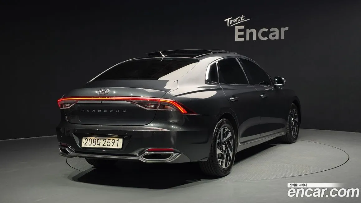 Hyundai Grandeur 2022 из KR, фото 2