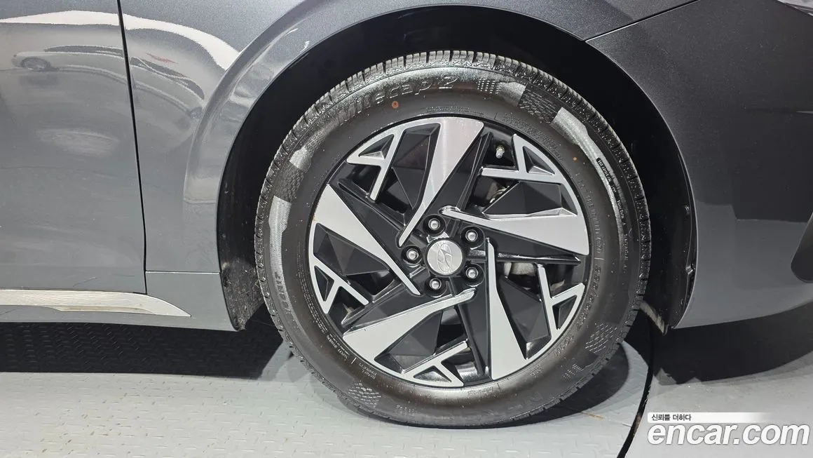 Hyundai Grandeur 2022 из KR, фото 5