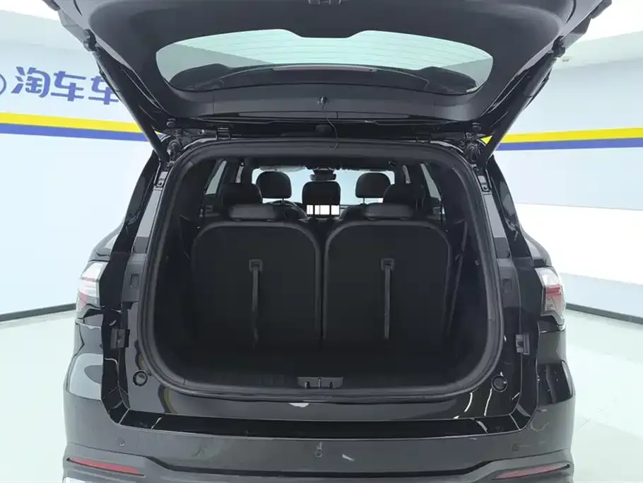 Geely Haoyue L 2024 из CN, фото 4