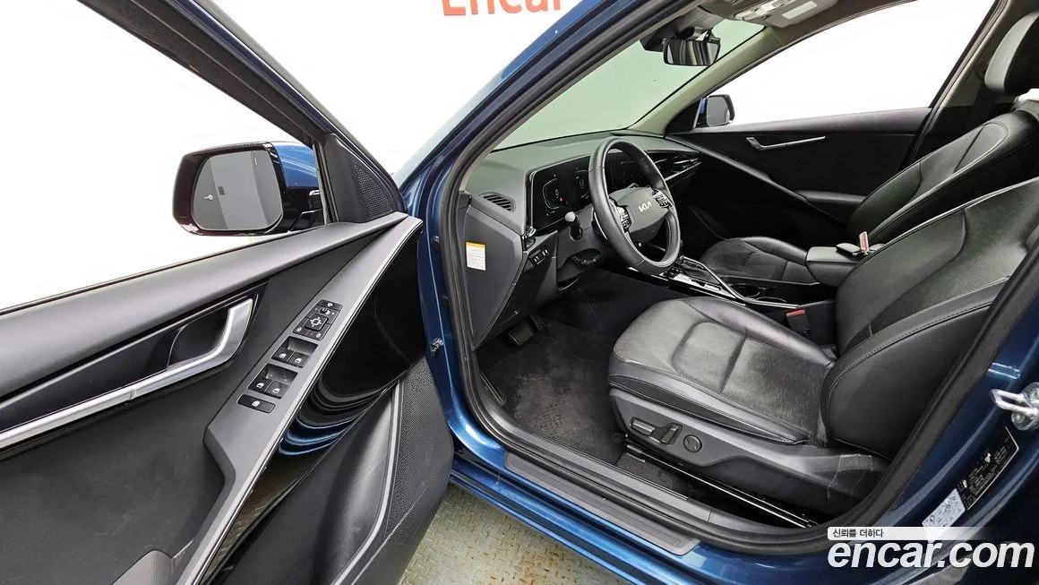 Kia Niro — фото 10
