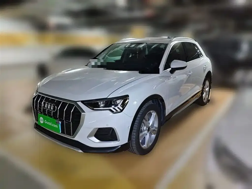 Audi Q3 2023 из CN, фото 2