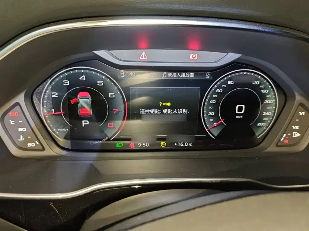 Audi Q3 2023 из CN, фото 4