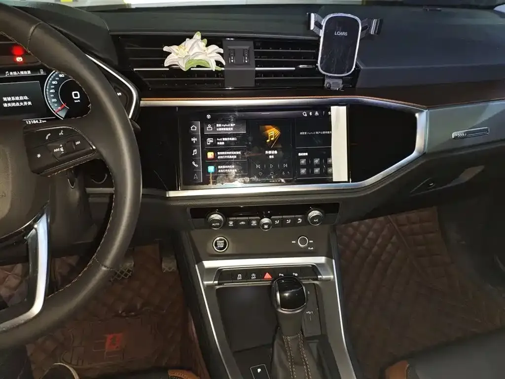 Audi Q3 2023 из CN, фото 6