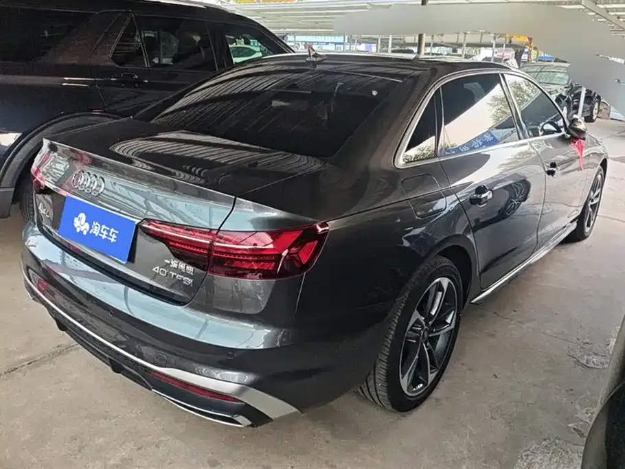Audi A4L 2024 из CN, фото 3